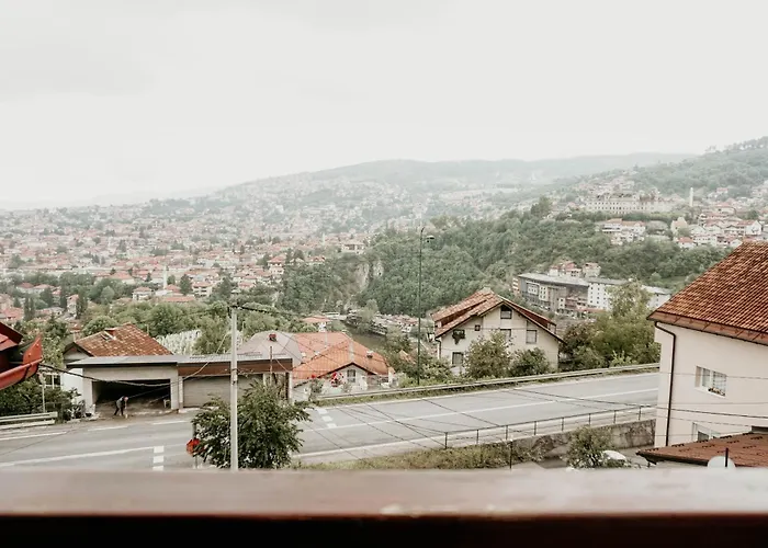 3-Bedroom Residence - Prime Location With City View And Parking